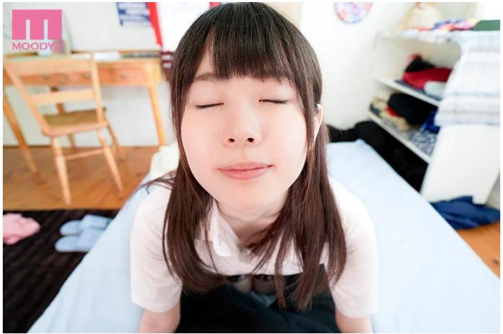 ノーブラ巨乳の水トさくらがスキンシップ多めに毎朝起こしてくれるVR体験